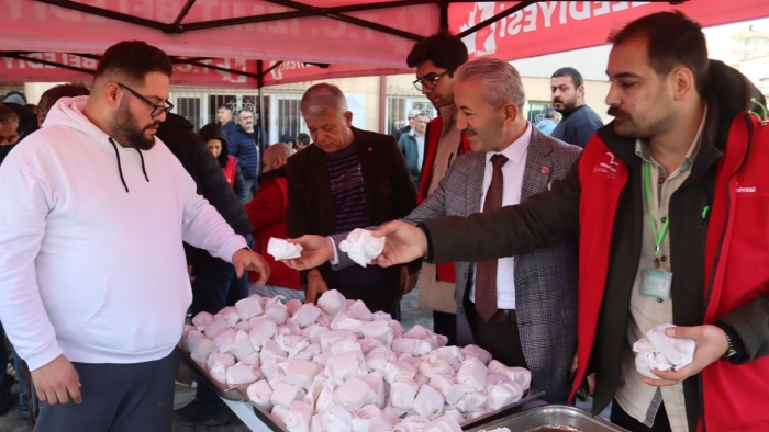 İzmit Belediyesi, Hayırsevenler Camii cemaati ile buluştu